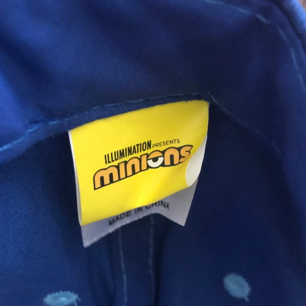🎃 Kids Bob and Steward Eating a Banana Minions Design Hat